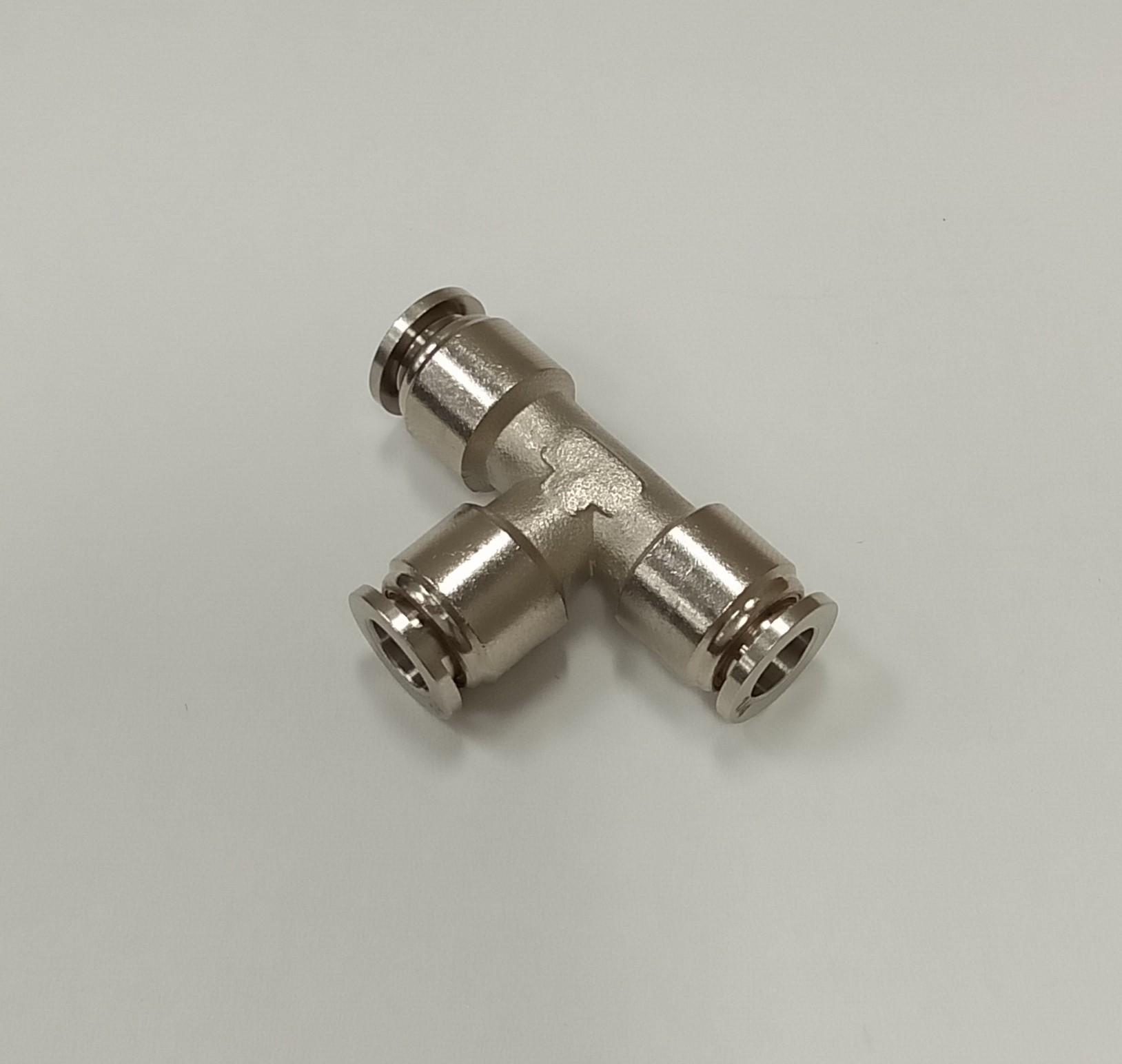 Fitting, Tee, Union, Push-in, 1/4" Tube OD, Brass, Nickel Plated