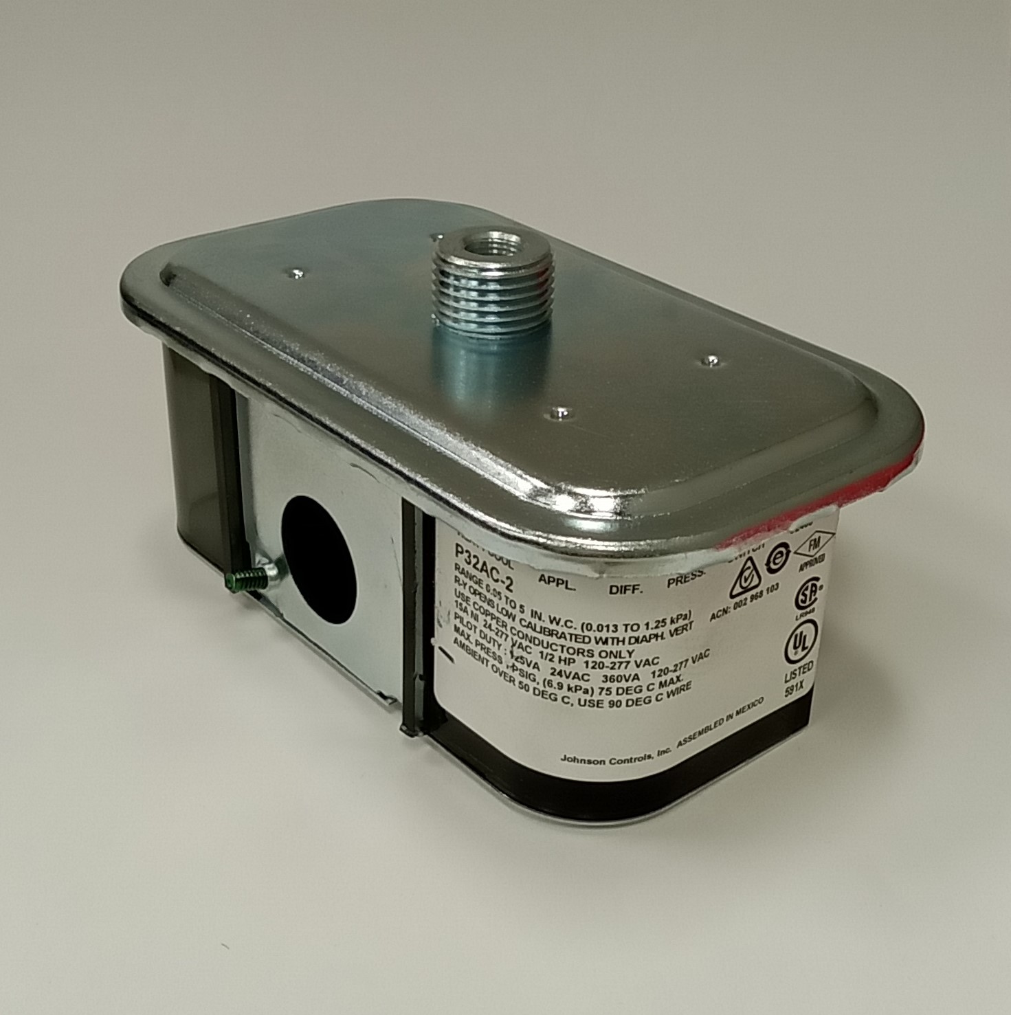 Switch, Differential Pressure, 0.05-5" WC, SPDT, Barbed, 1/4" Tube ID